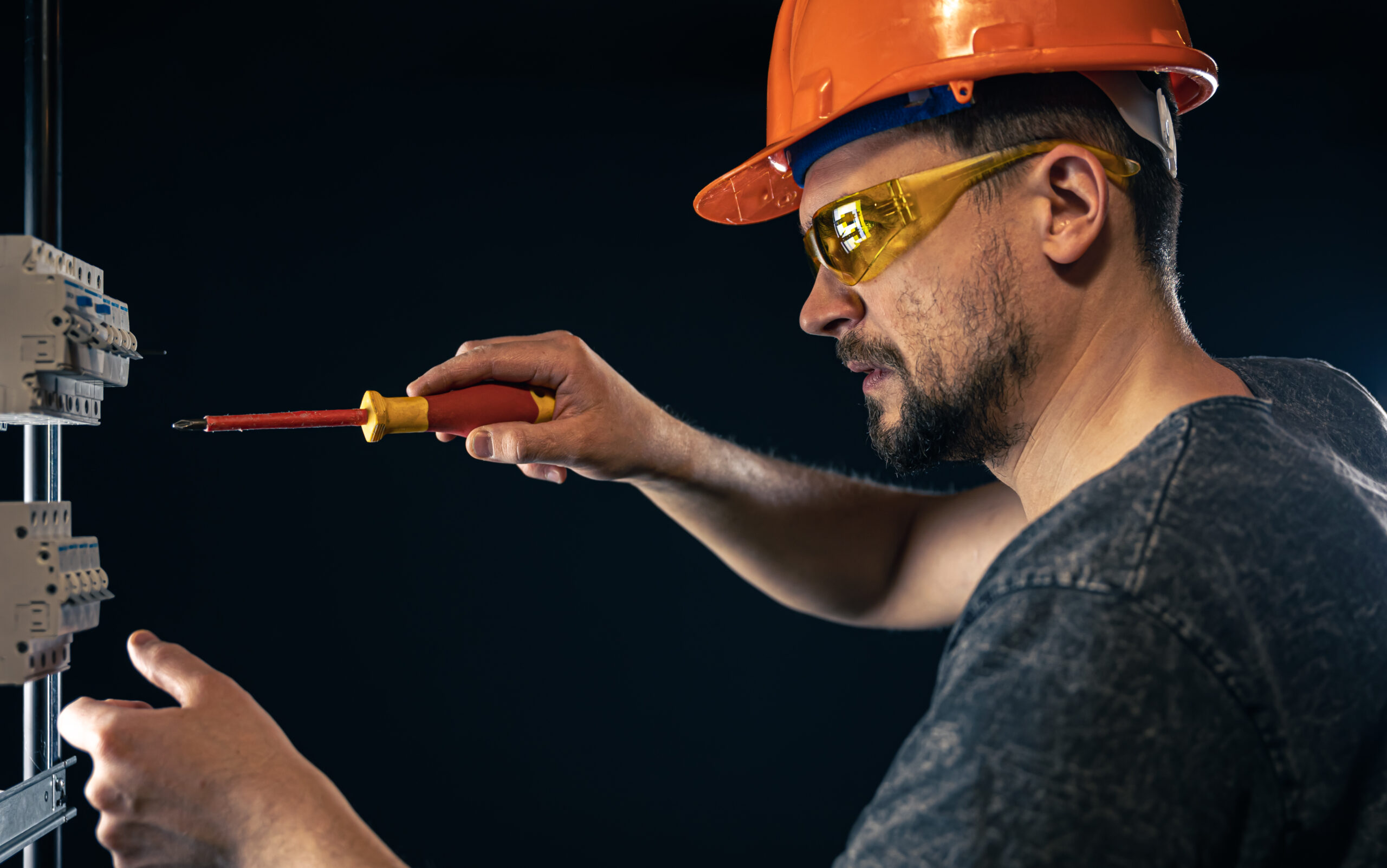 Services a Vancouver Electrician Can Do for You